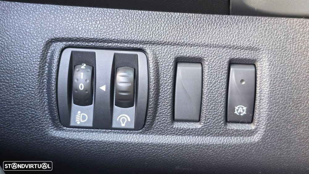 Renault Clio Sport Tourer 0.9 TCe Limited - 12