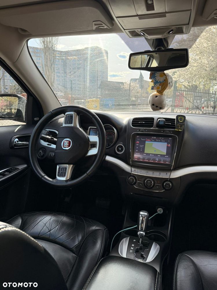 Fiat Freemont 2.0 Multijet Lounge AWD - 11