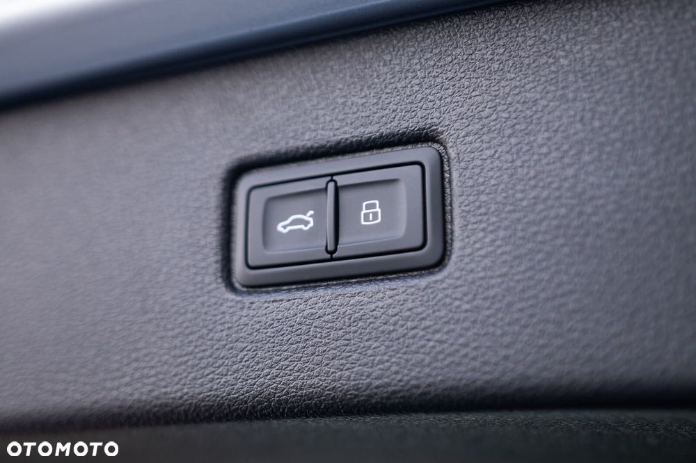 Audi Q7 50 TDI mHEV Quattro S Line Tiptr - 13