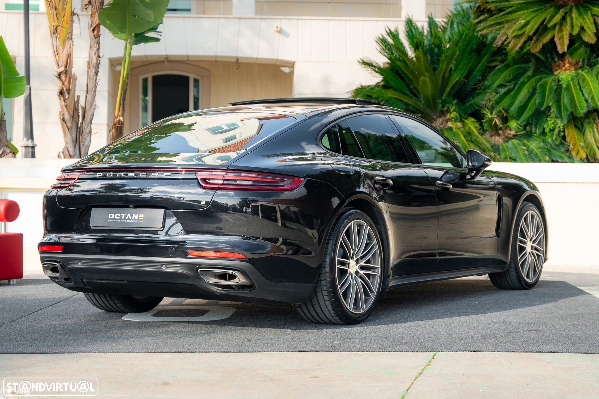 Porsche Panamera 4 E-Hybrid - 5