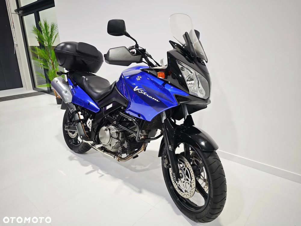 Suzuki V-STROM - 2
