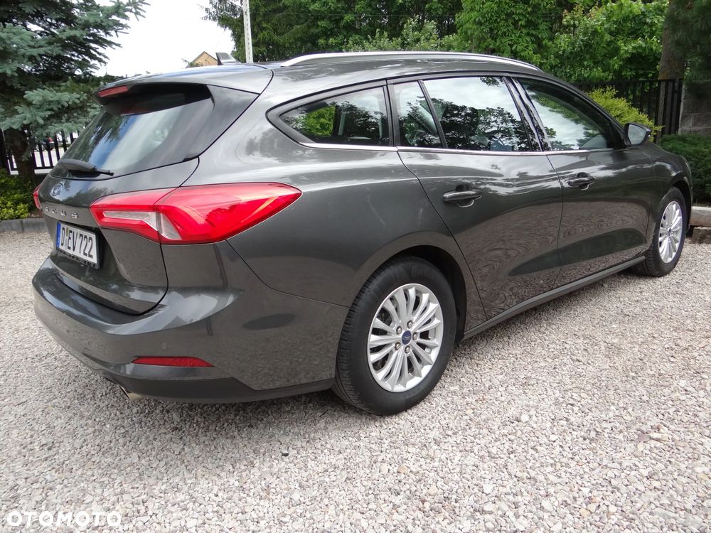 Ford Focus 1.5 EcoBlue Start-Stopp-System TITANIUM - 12
