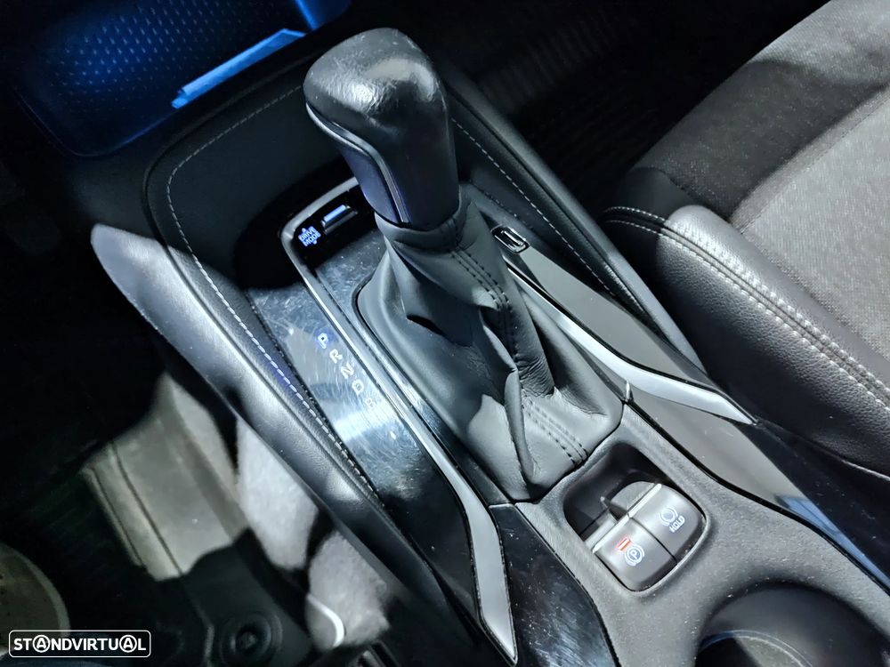 Toyota Corolla Touring Sports 1.8 Hybrid Comfort+P.Sport - 17
