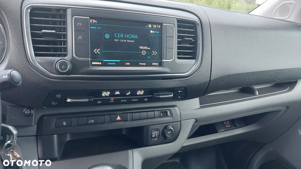 Peugeot Expert - 8