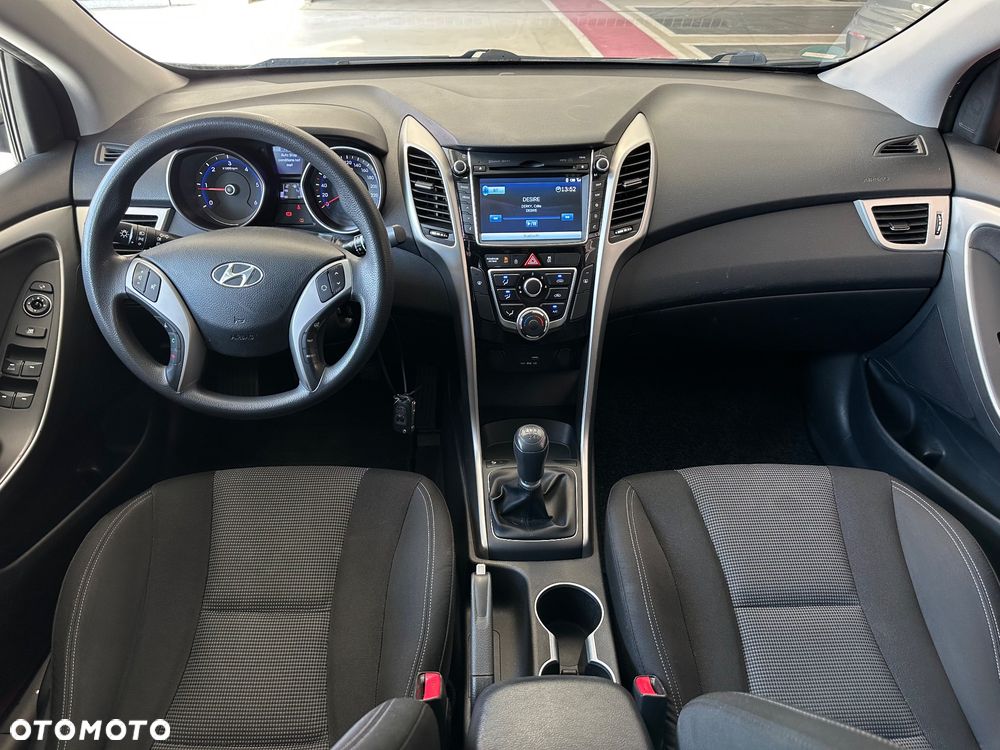 Hyundai i30 1.6 CRDi BlueDrive Comfort - 5