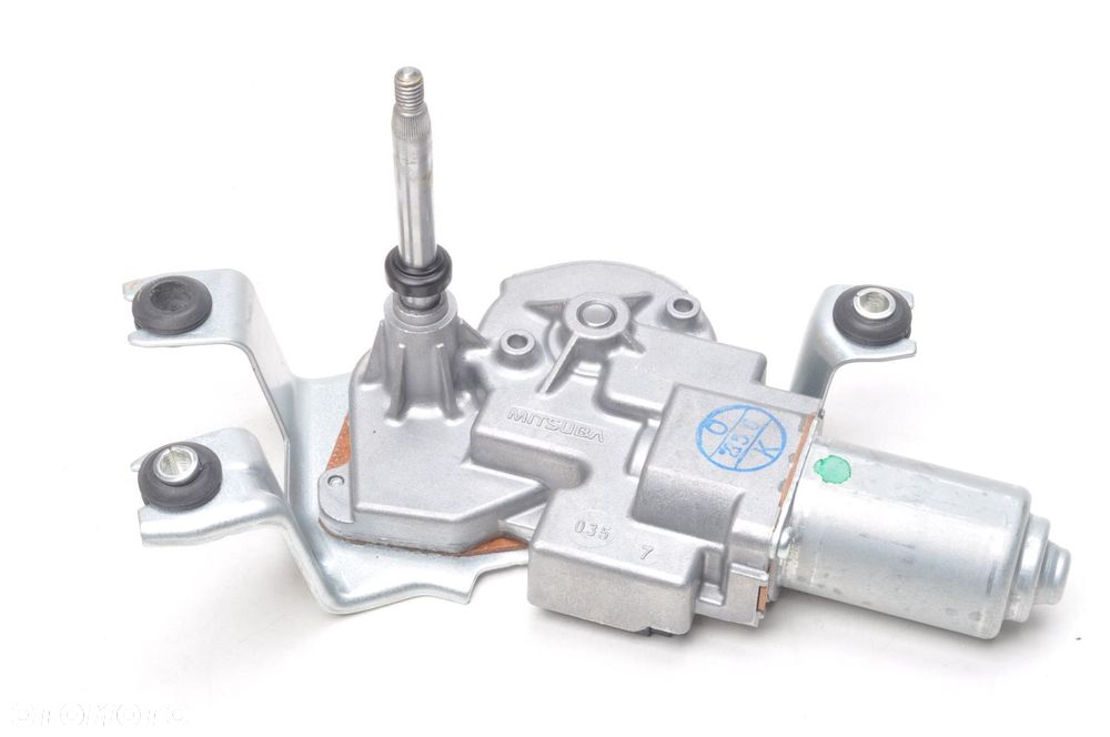 MERCEDES EQB X243 SILNICZEK WYCIERACZKI TYŁ A2479065102 - 1