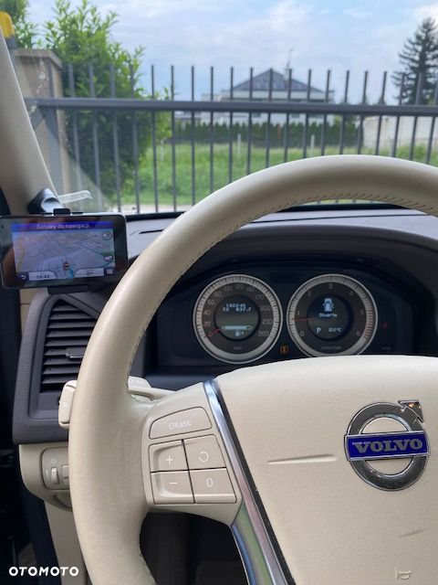 Volvo XC 60 - 8