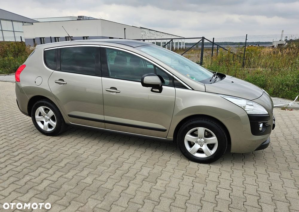 Peugeot 3008 2.0 HDi Premium+ - 22
