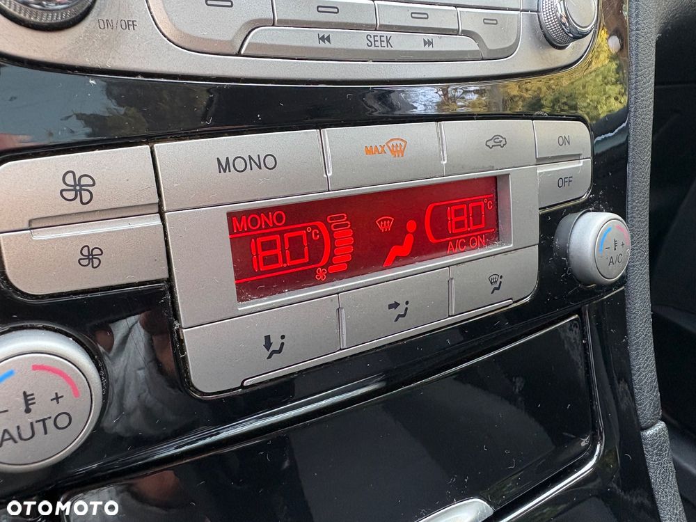 Ford S-Max 2.0 TDCi DPF Titanium MPS6 - 39