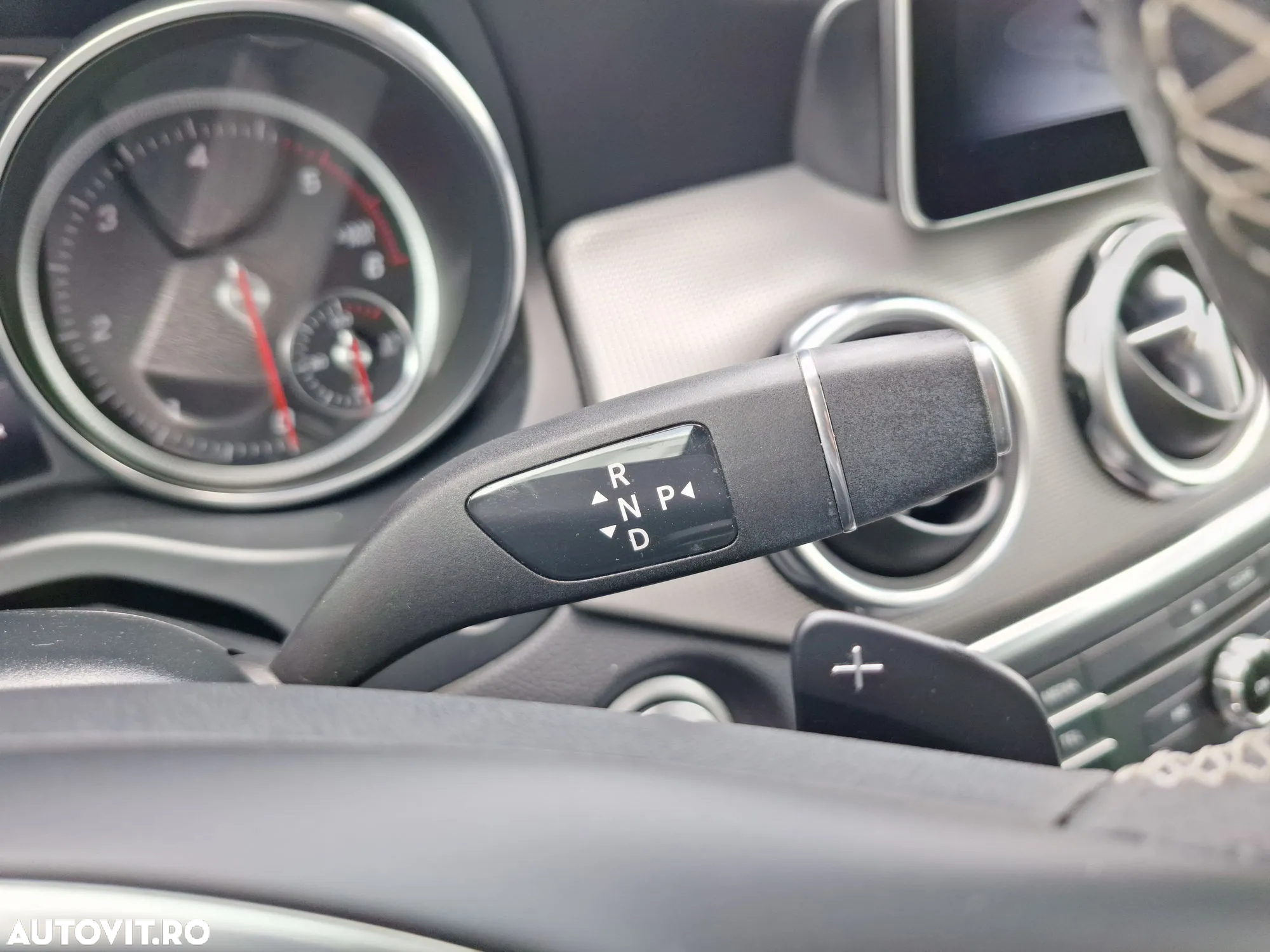 Mercedes-Benz GLA 200 d 4MATIC Aut. - 21