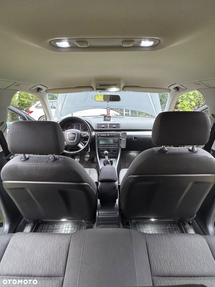 Audi A4 Avant 2.0 TDI DPF - 16
