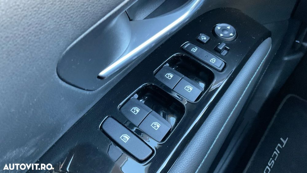 Hyundai Tucson PHEV 1.6 l 265 CP 4WD 6AT Luxury - 30