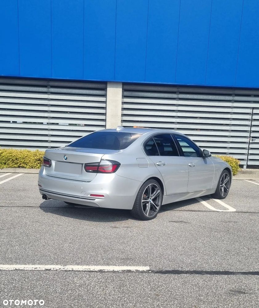 BMW Seria 3 330e iPerformance Luxury Line - 5