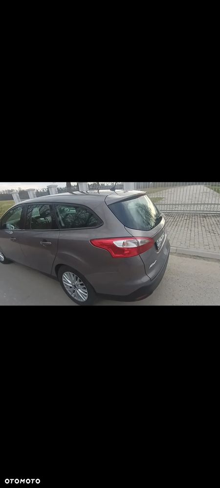 Ford Focus 1.0 EcoBoost Start-Stopp-System Champions Edition - 4