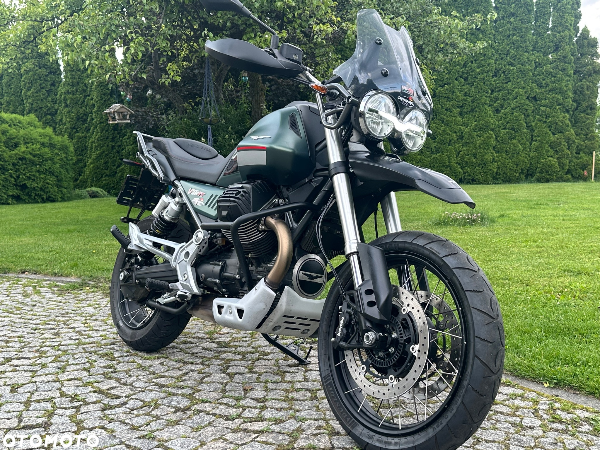 Moto Guzzi V85 - 18