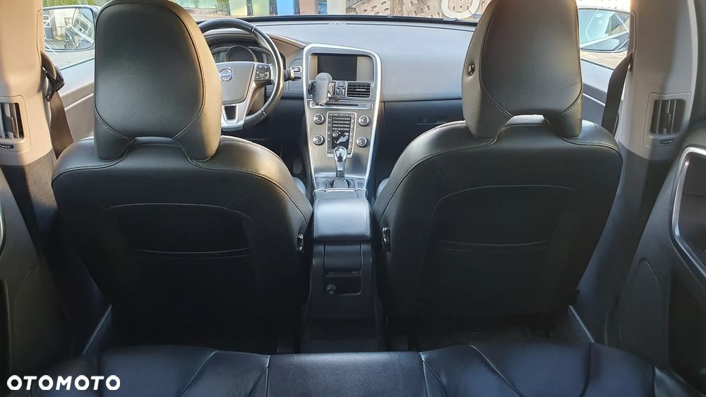 Volvo XC 60 D5 AWD Summum - 7