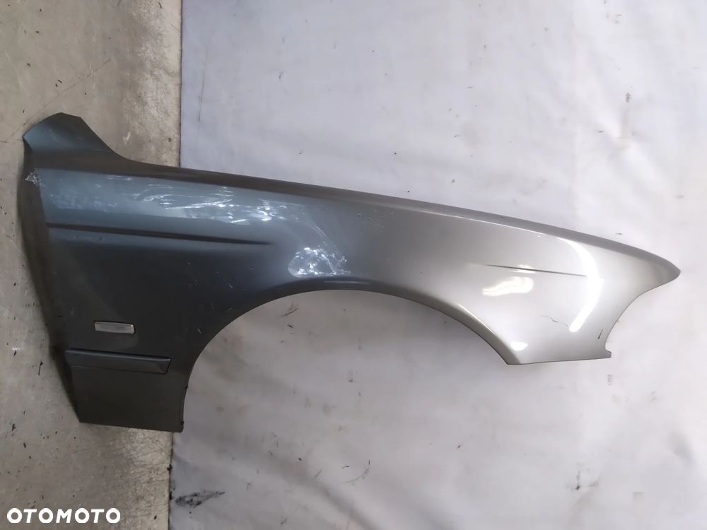 BŁOTNIK PRZÓD PRZEDNI PRAWY DO BMW E39 STERLING GREY - 1
