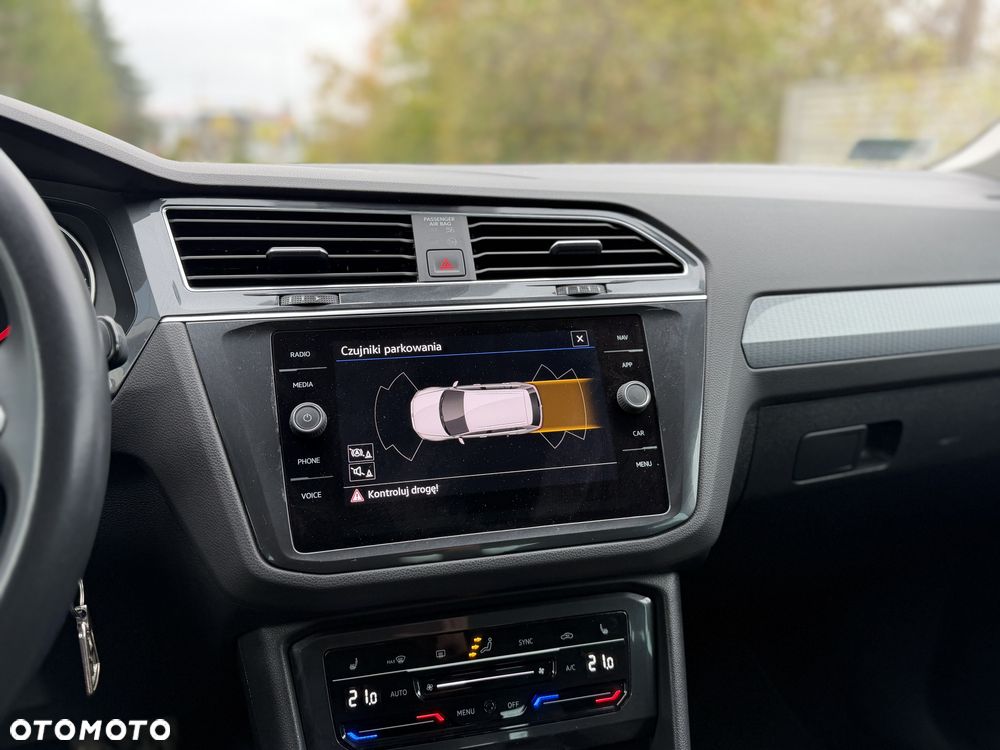 Volkswagen Tiguan - 15