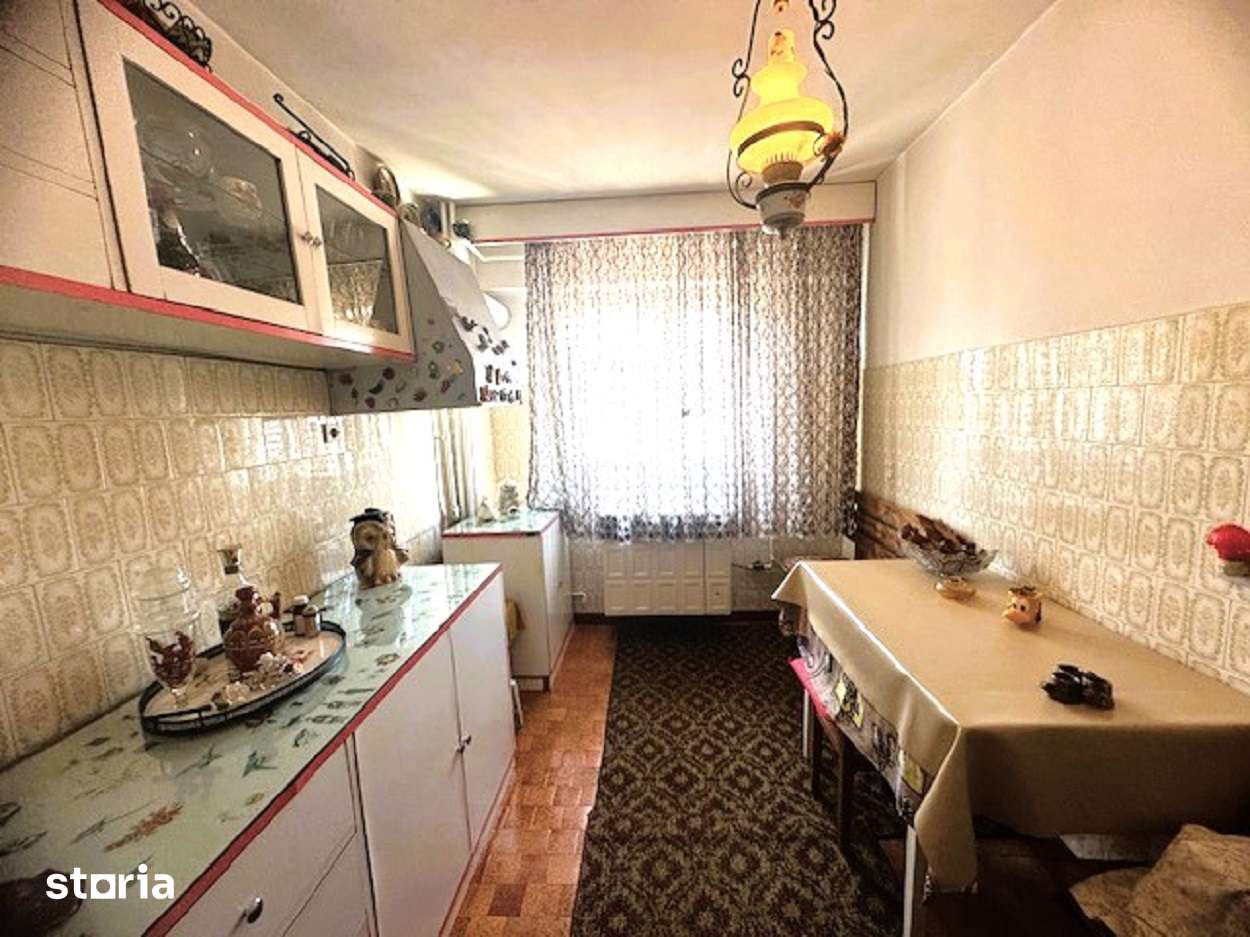 Apartament 4 cam etaj 1 Centura Basarabilor langa Minulescu+GARAJ+BOXA - Imagine principală: 2/15