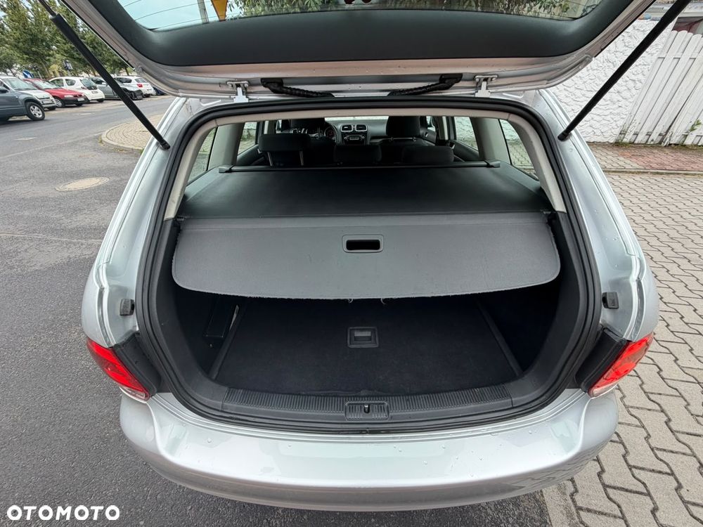 Volkswagen Golf 1.6 TDI DPF BlueMotion Technology Comfortline - 15