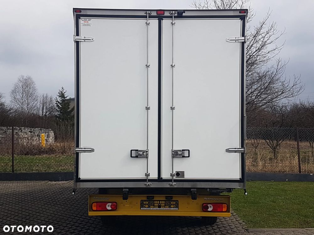 Renault MASTER KONTENER 8EP 4,22x2,23x2,22 KLIMA KRAJOWY MANUAL  6-BIEGÓW - 16