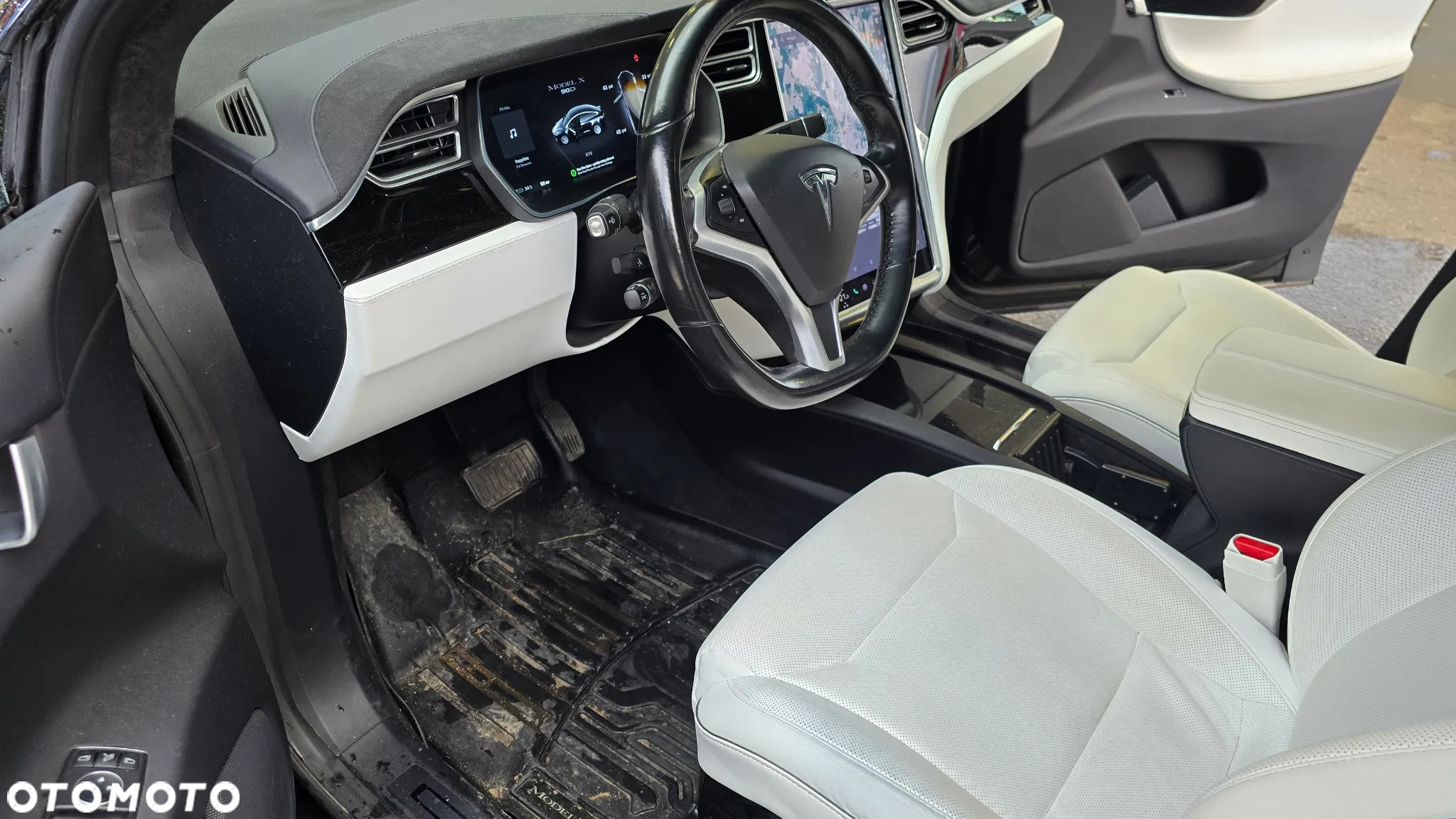 Tesla Model X Long Range Plus - 23