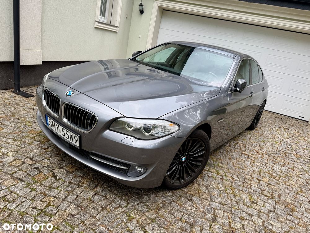 BMW Seria 5 535i xDrive Luxury Line - 8