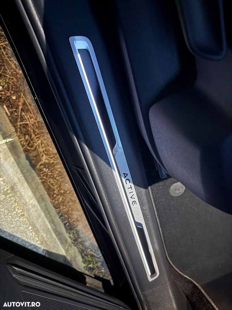 Volkswagen Tiguan 2.0 TDI SCR DSG ACTIVE - 17