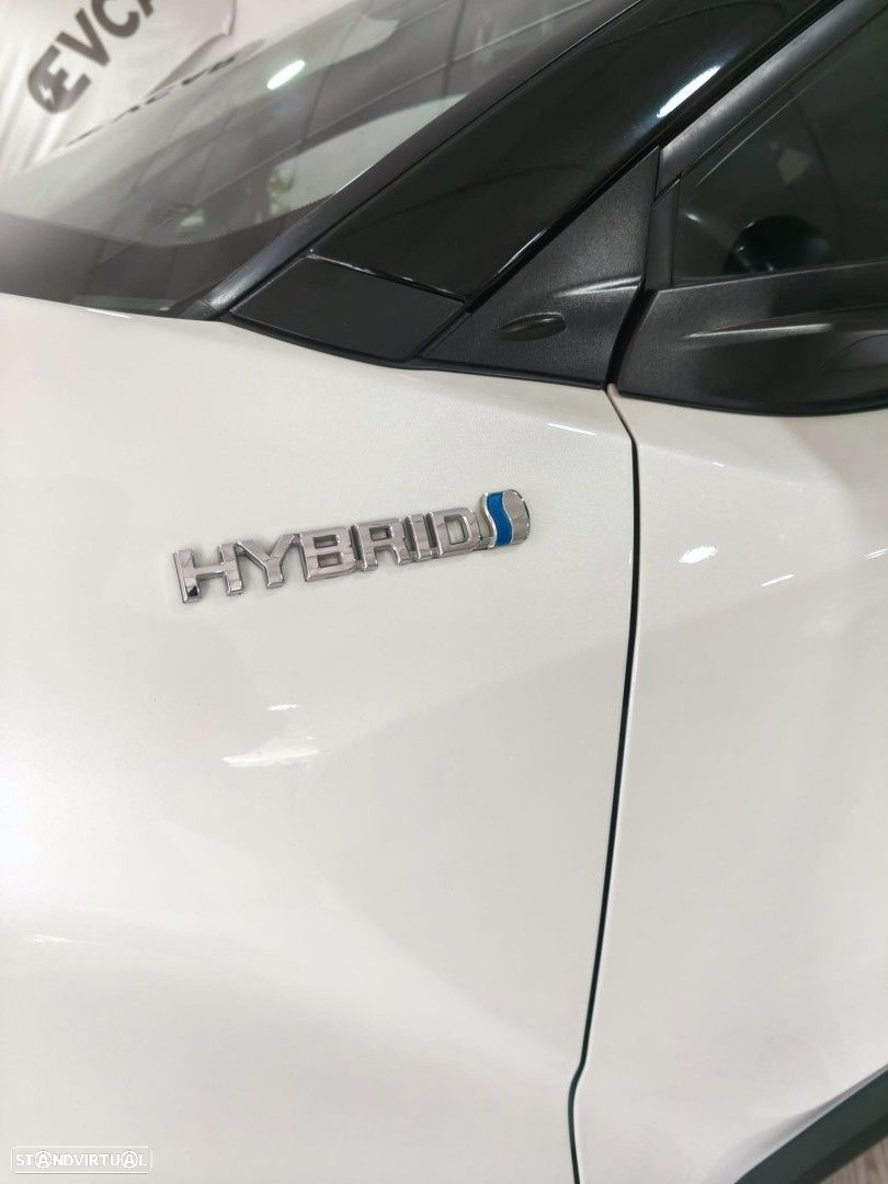 Toyota C-HR 1.8 HSD Exclusive+P.Luxury - 25