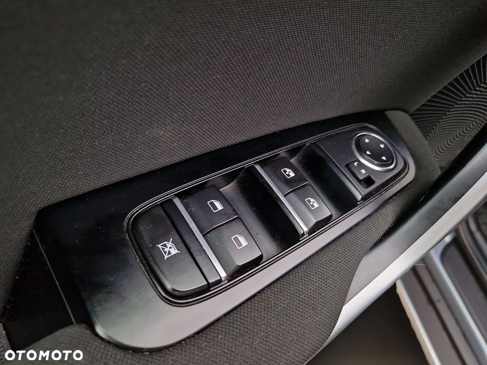 Kia XCeed 1.5 T-GDI M DCT - 13