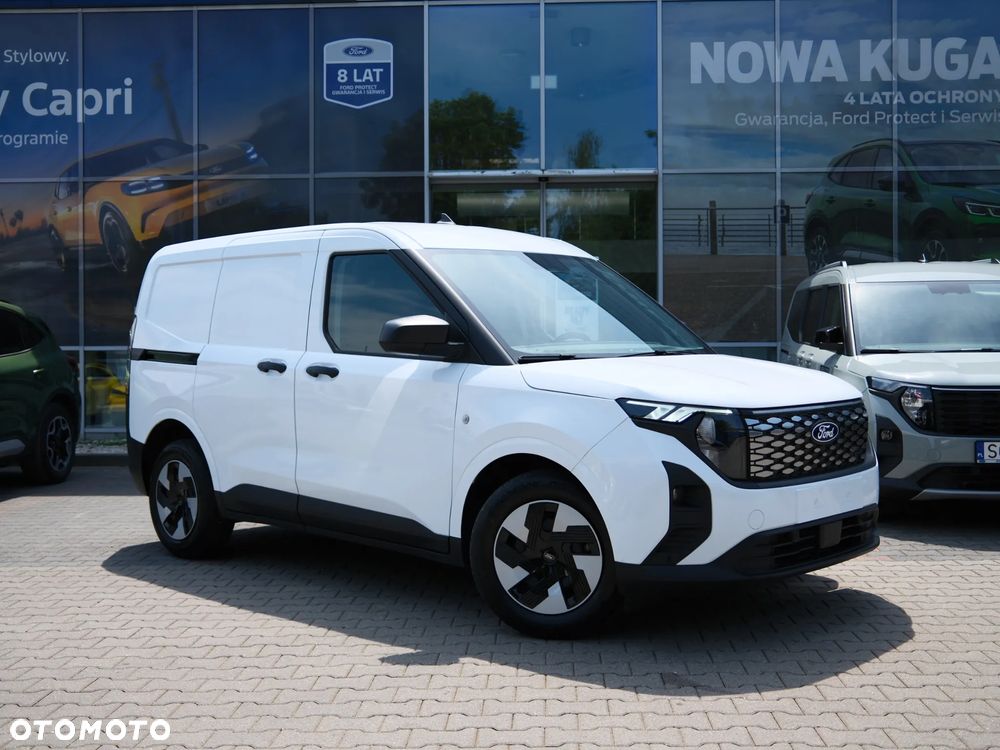 Ford E-Transit Courier - 9