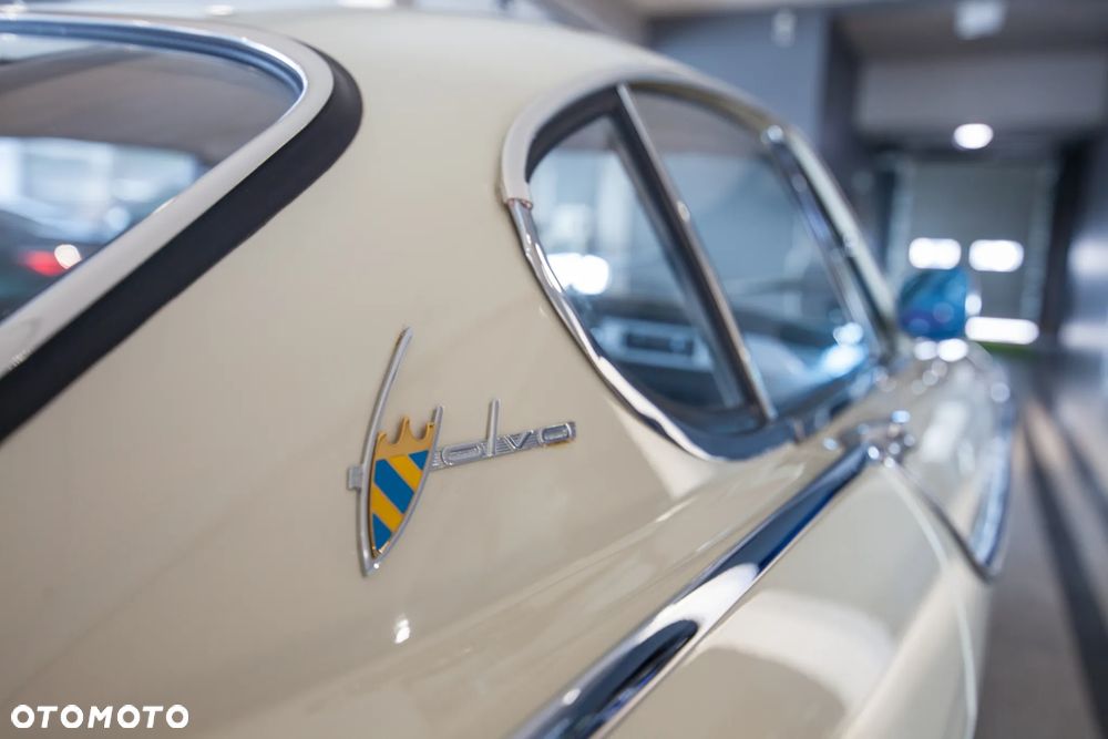 Volvo P1800 - 13