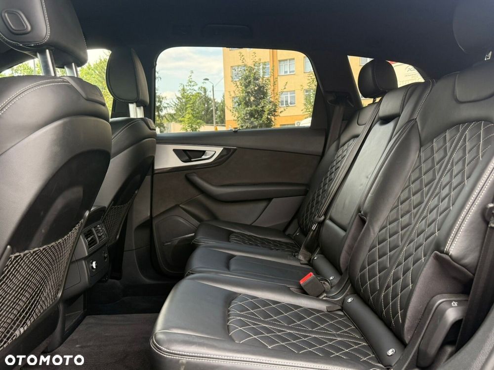Audi SQ7 4.0 TDI Quattro Tiptronic - 23