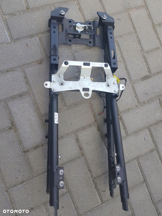 Yamaha FZ8 stelaż zadupek ramka fazer - 1
