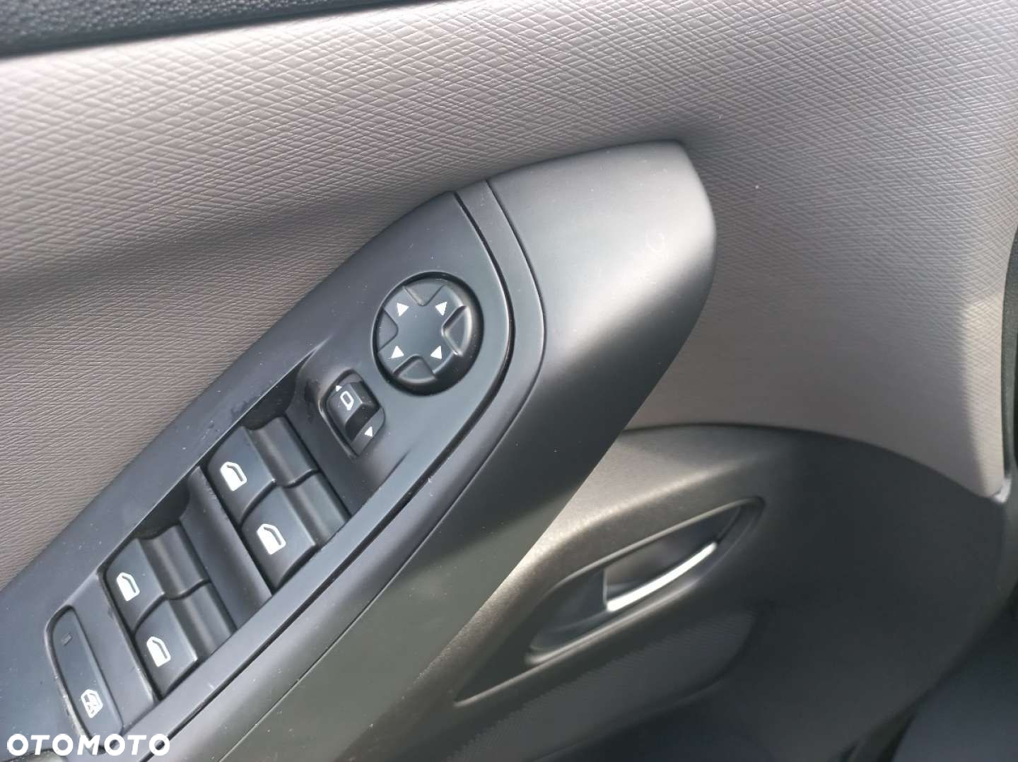 Citroën C4 Picasso - 10