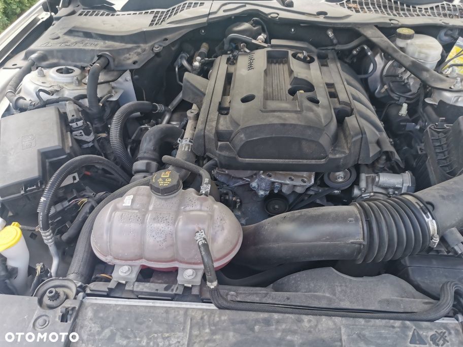 Ford Mustang 2.3 EcoBoost - 12