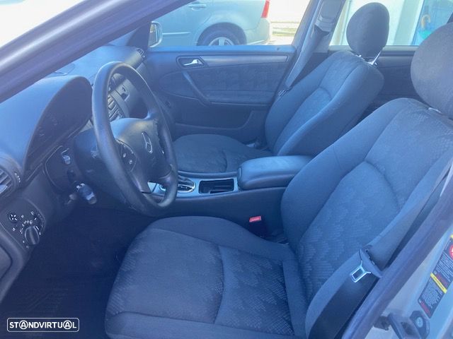 Mercedes-Benz C 220 - 12