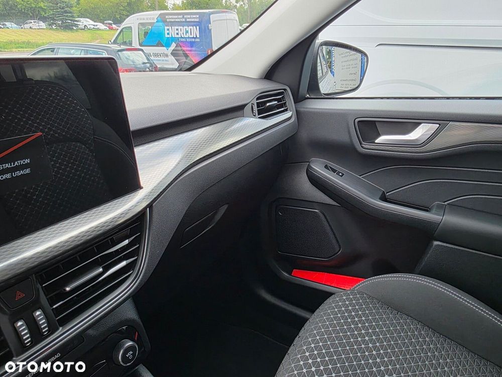 Ford Kuga - 27