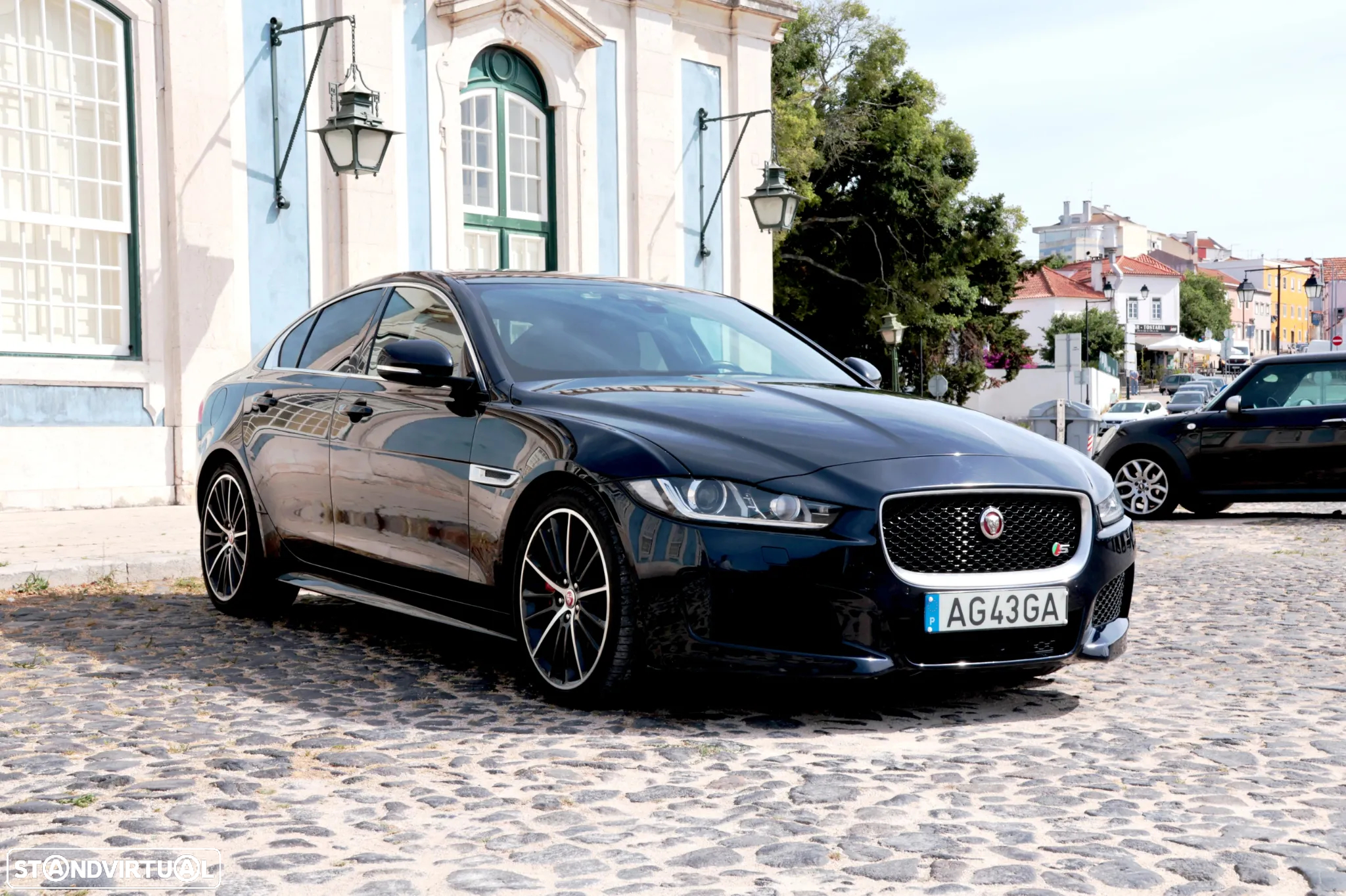 Jaguar XE 3.0 V6 S/C S - 2