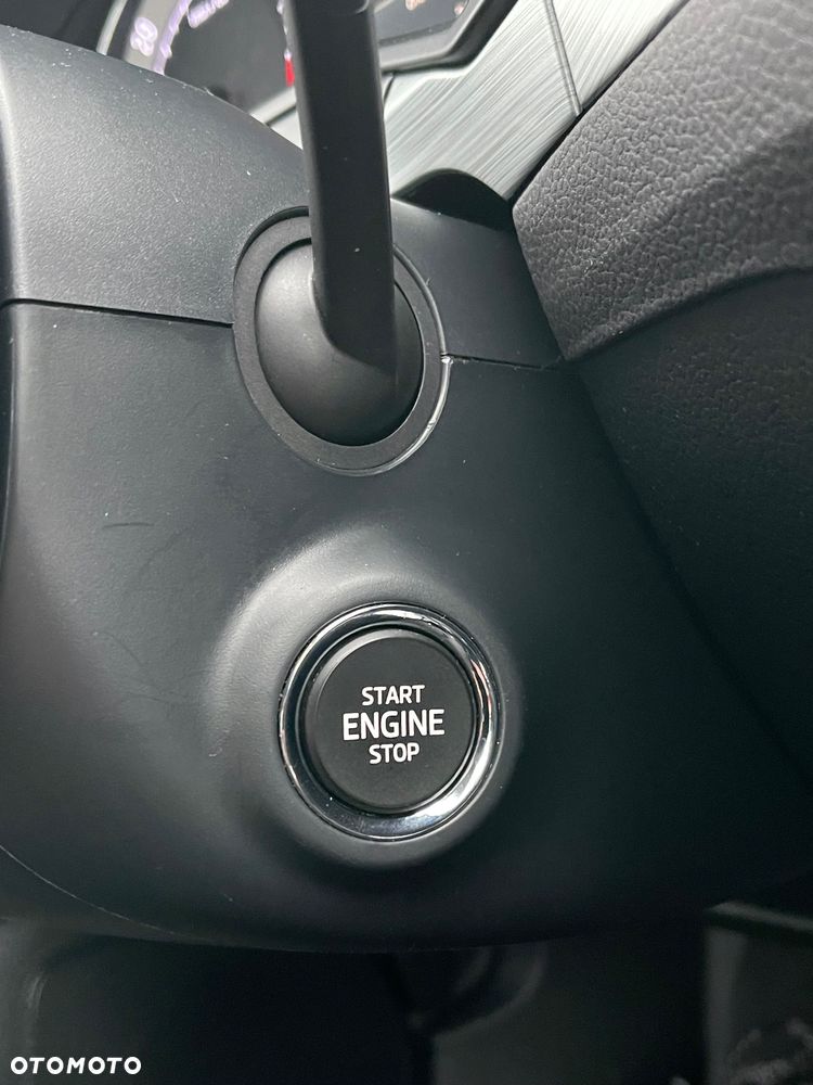 Skoda Superb 2.0 TDI SCR Ambition DSG - 18