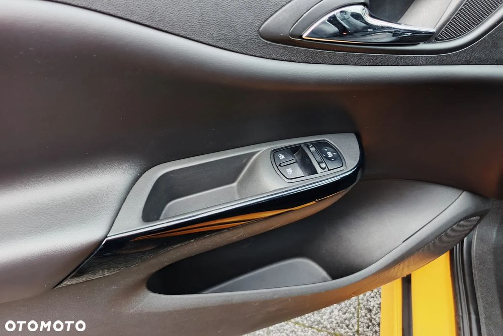 Opel Corsa 1.4 Turbo Start/Stop GSi - 14