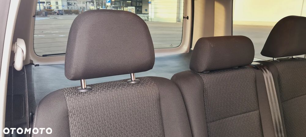 Volkswagen Caddy 1.4 TGI Comfortline - 10