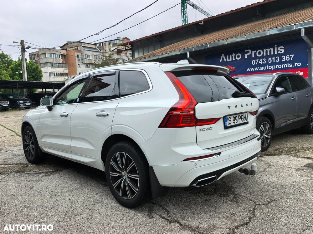Volvo XC 60 D5 AWD R-Design - 4