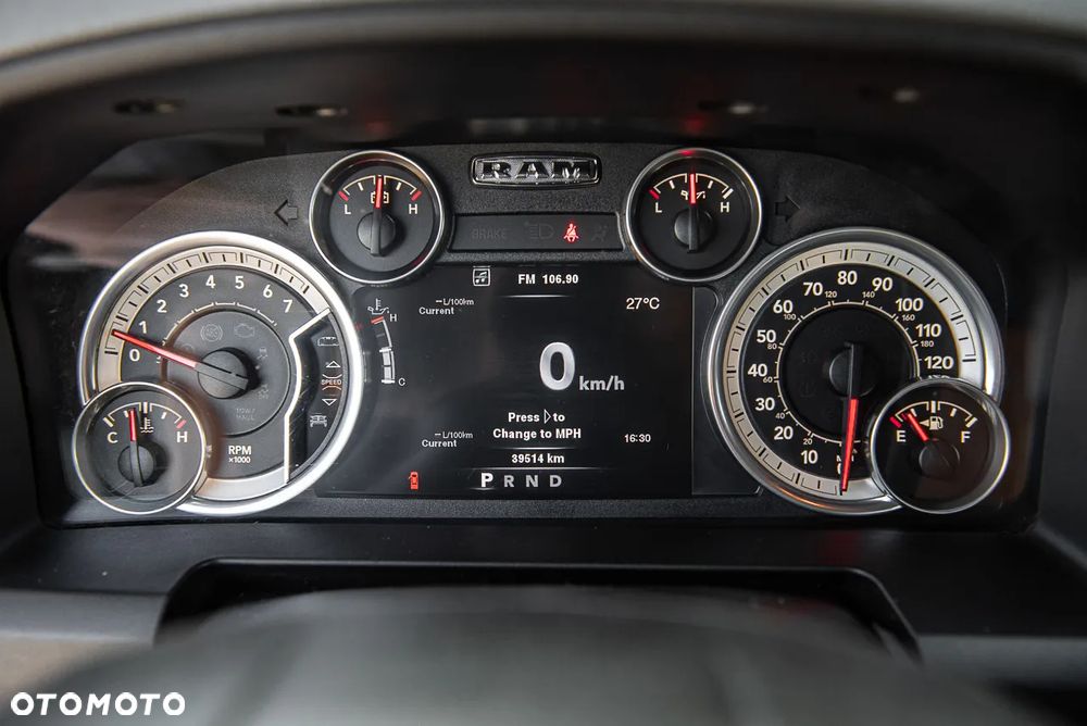 Dodge RAM 1500 5.7 4x4 - 14