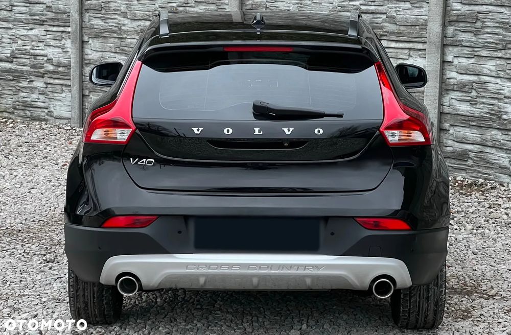 Volvo V40 Cross Country - 20