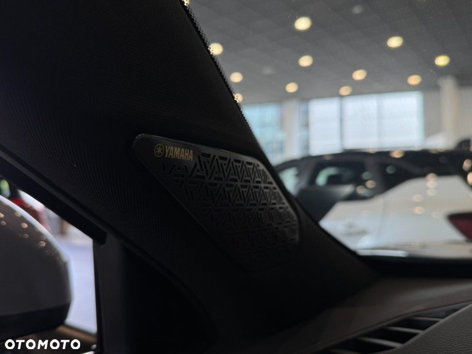 Mitsubishi Outlander - 20