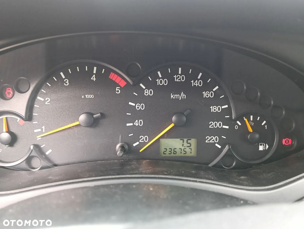 Ford Focus 1.8 TDCi Trend - 14