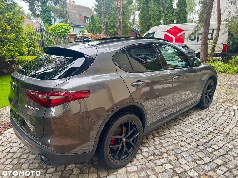 Alfa Romeo Stelvio 2.0 Turbo Veloce TI Q4 - 1