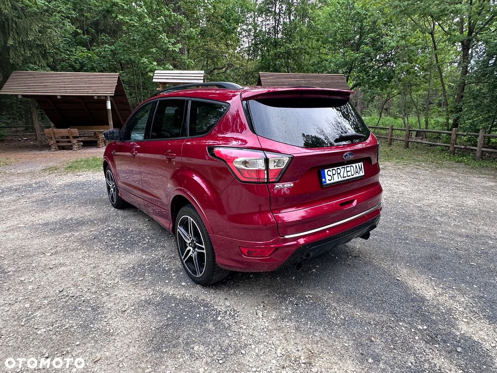 Ford Kuga 1.5 EcoBoost 2x4 ST-Line - 8