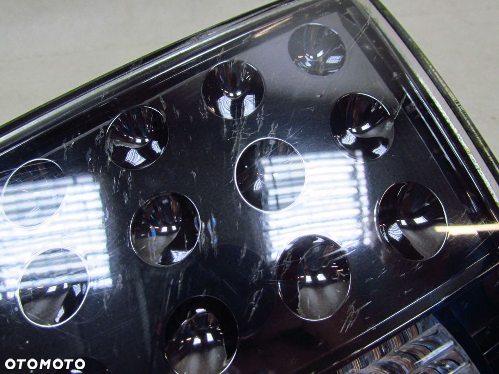 MITSUBISHI OUTLANDER II LIFT 06-12 LAMPA TYL PRAWA LED W KLAPE 1146-356R - 4